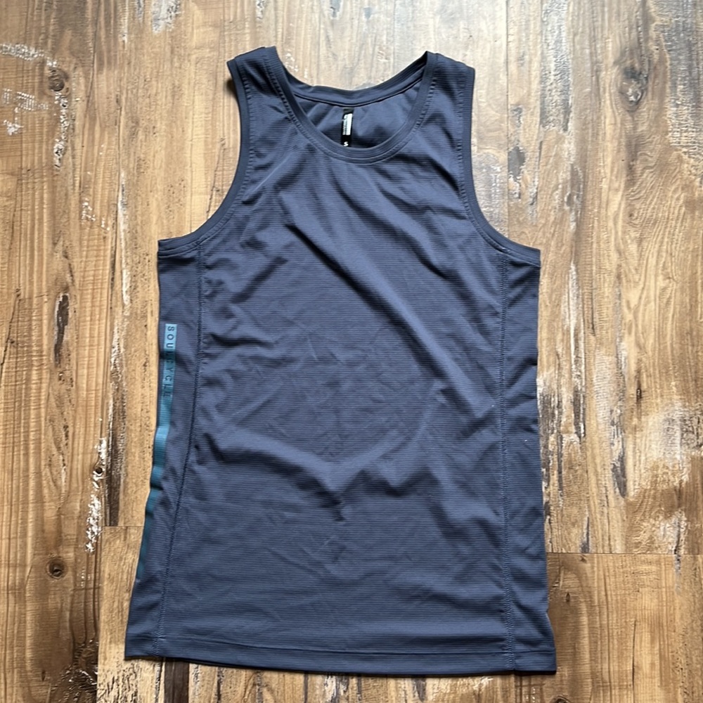 Ten Thousand X SoulCycle The Distance Tank